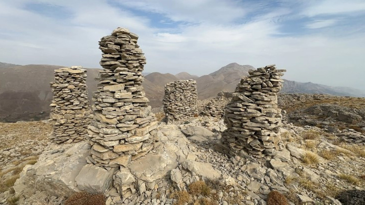 Ot ararken “Obo” buldular