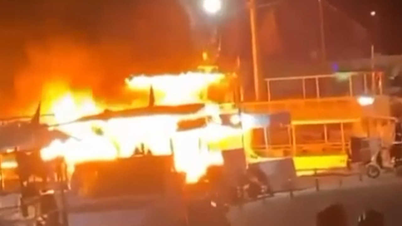 Kaptanı olduğu teknede çıkan yangında yaşamını yitirdi