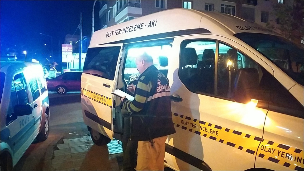 Çorum’da berber dükkanında bıçaklı kavga: 2 yaralı