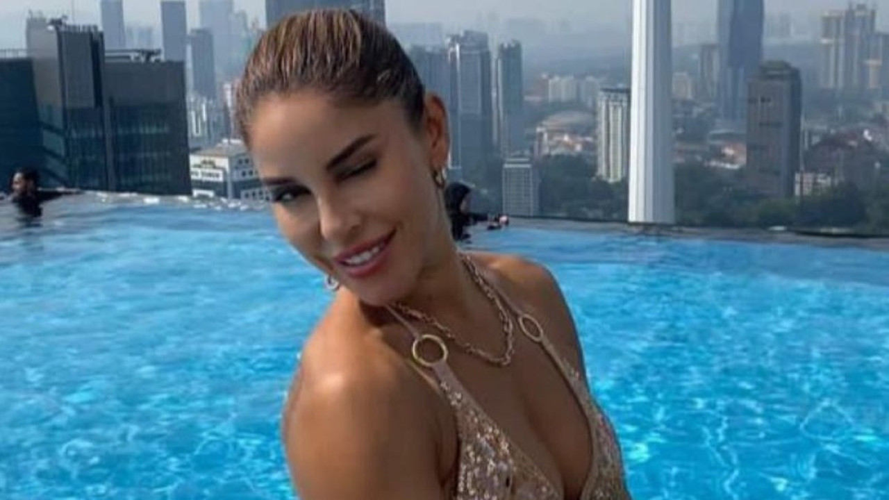 Irmak Ünal dünyayı keşfetmeye çıktı. Malezya'dan bikinili fotoğrafını paylaştı