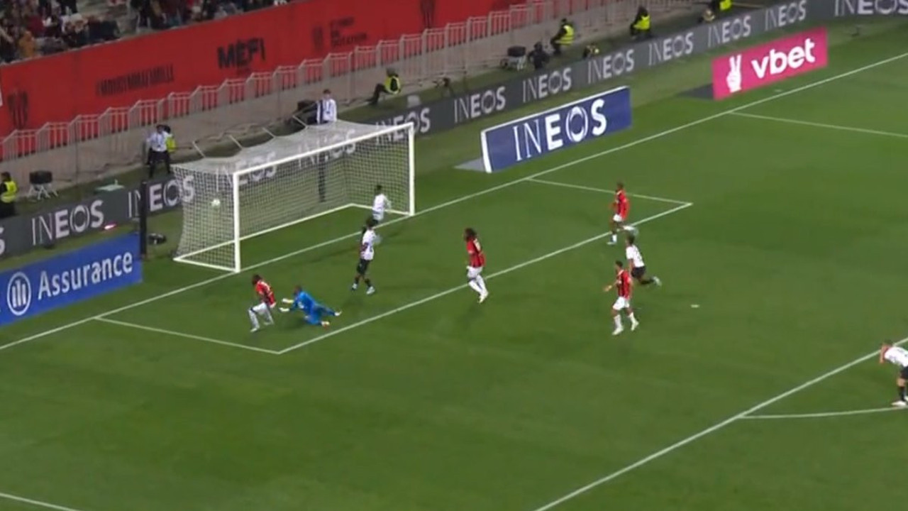 Farioli'nin takımından ders niteliğinde gol. Geceye damgasını vurdu