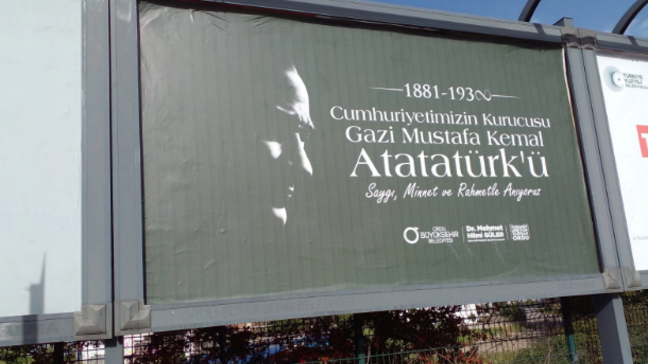 Atatürk’ün adını bile doğru yazamadılar