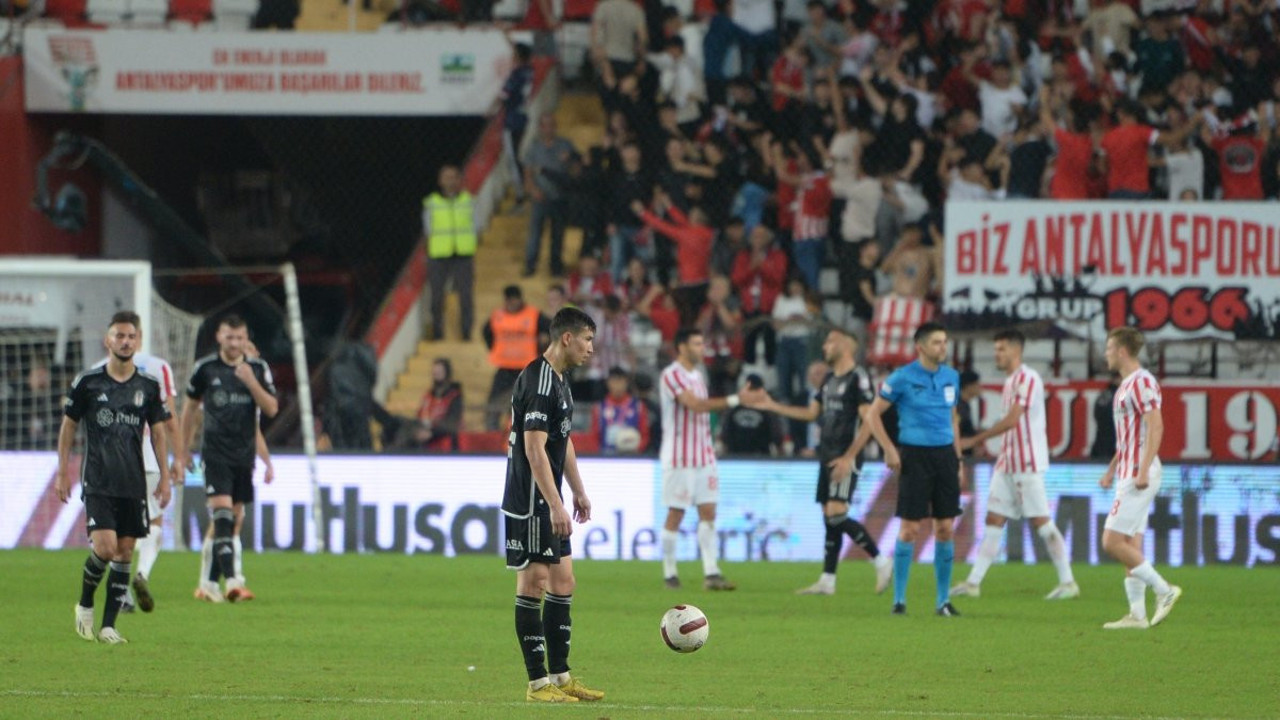 Soyunma odasında neler olduğu ortaya çıktı. Beşiktaş'ın 3 puan vermesine kim sebep oldu?