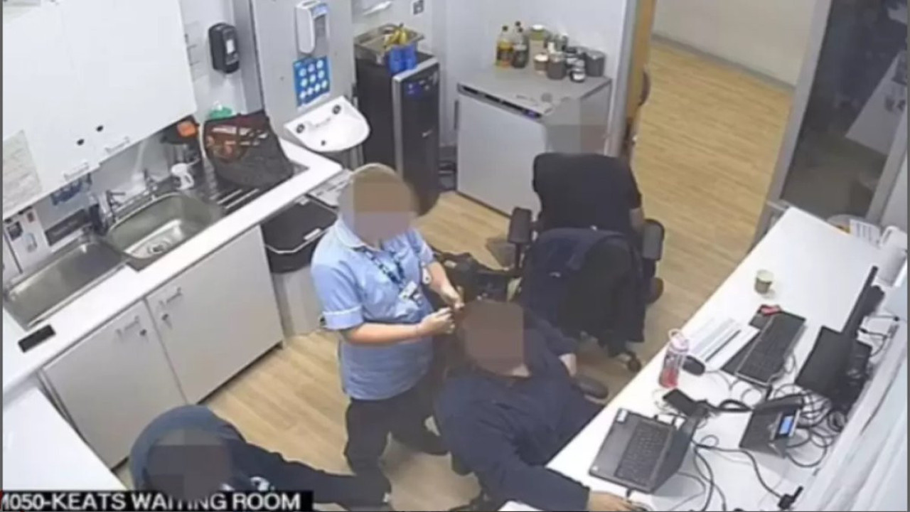 Akıl hastası intihar ederken hemşirelerin yaptığı hareket olay oldu. Hastanede büyük skandal