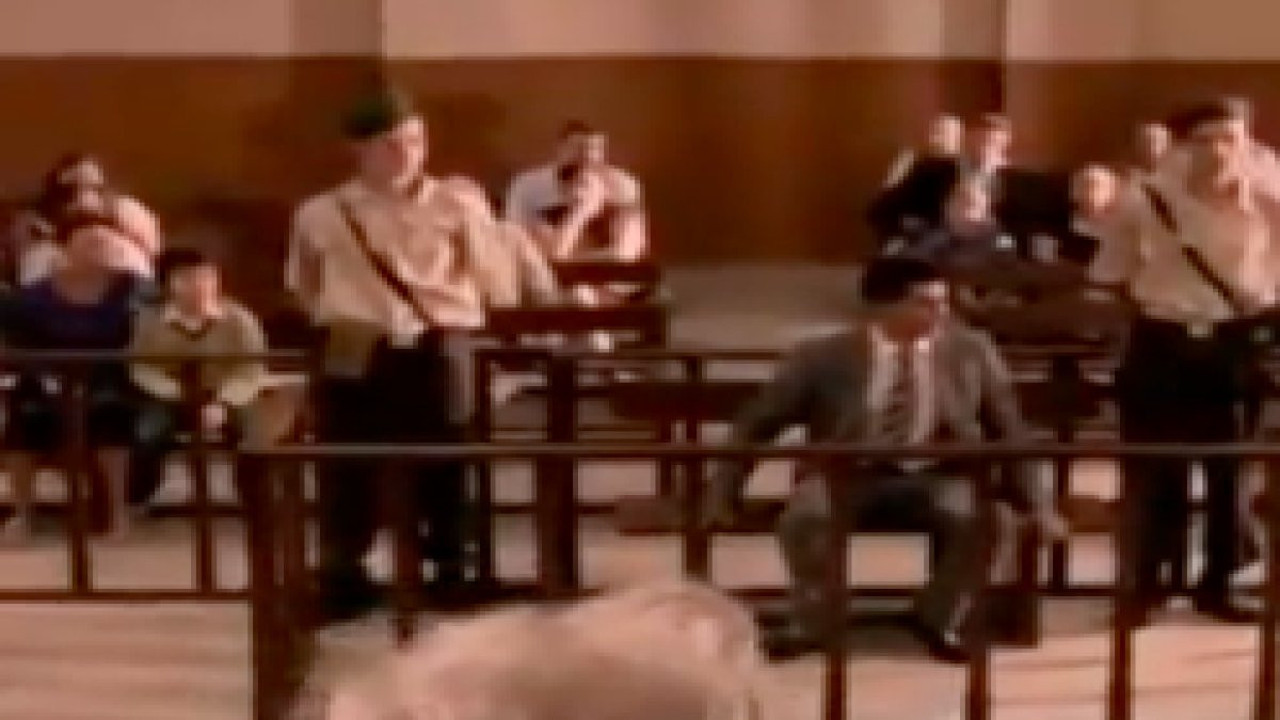 Dilan ve Engin Polat çiftine özel "Ezel" editi