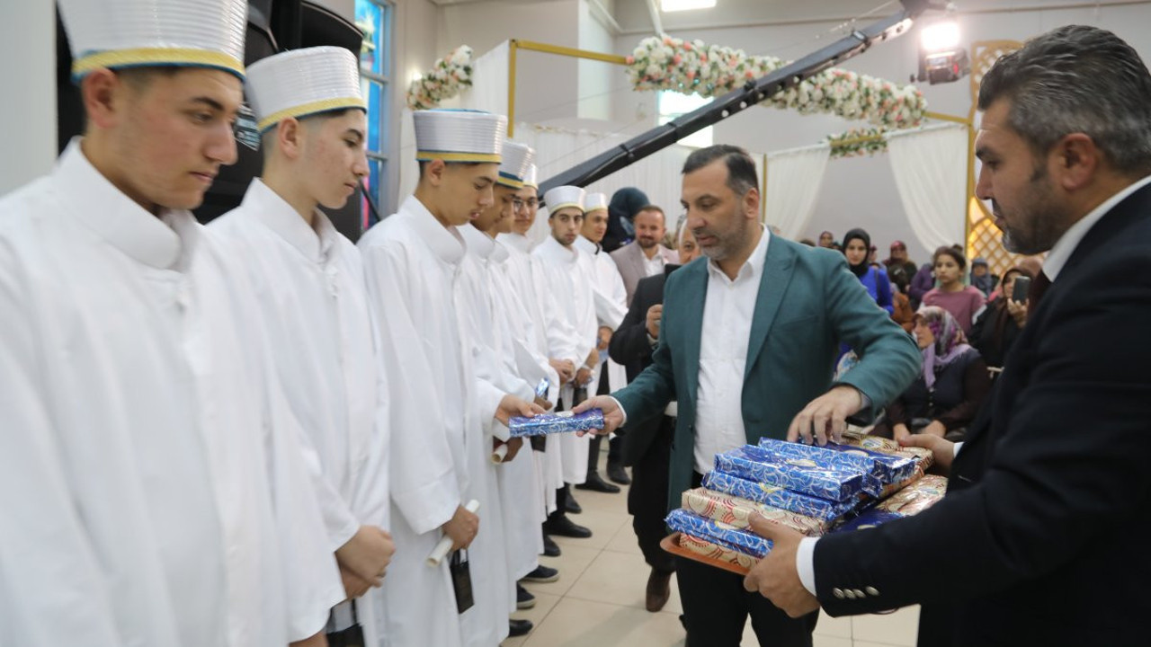 Belediye başkanı hafızlık icazet töreninde