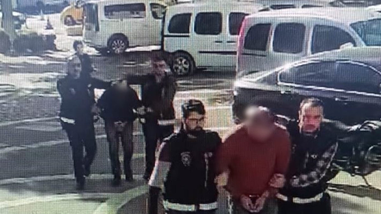 Konya'da torbacılar yaka paça gözaltına alındı