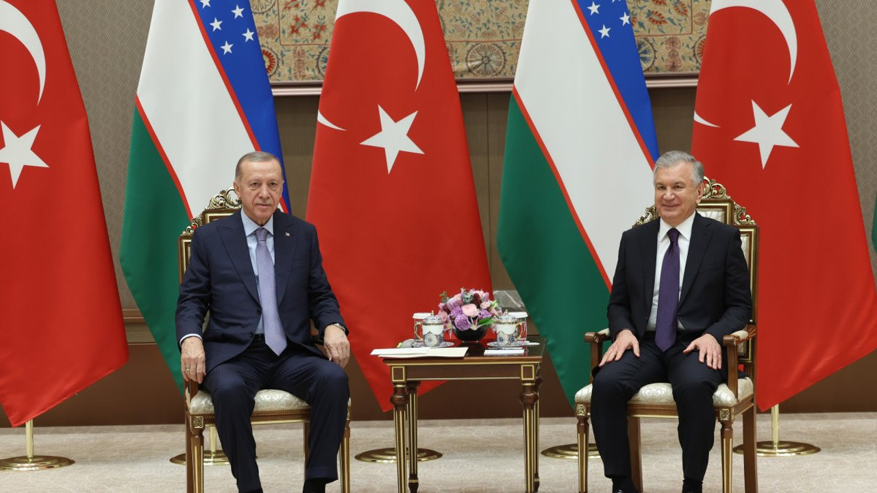Erdoğan, Özbekistan Cumhurbaşkanı Mirziyoyev ile görüştü