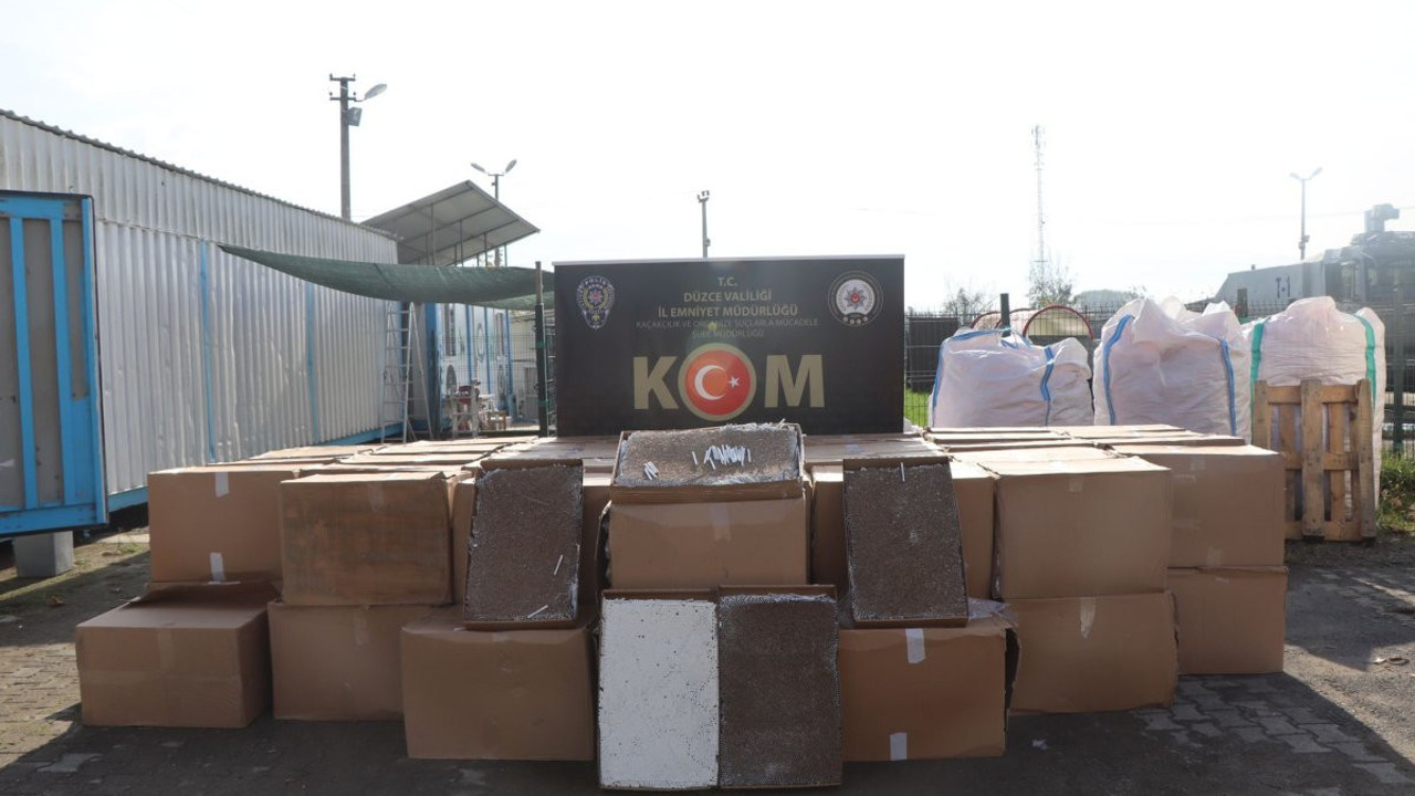 Düzce'de 2 milyon adet dolu makaron ele geçirildi