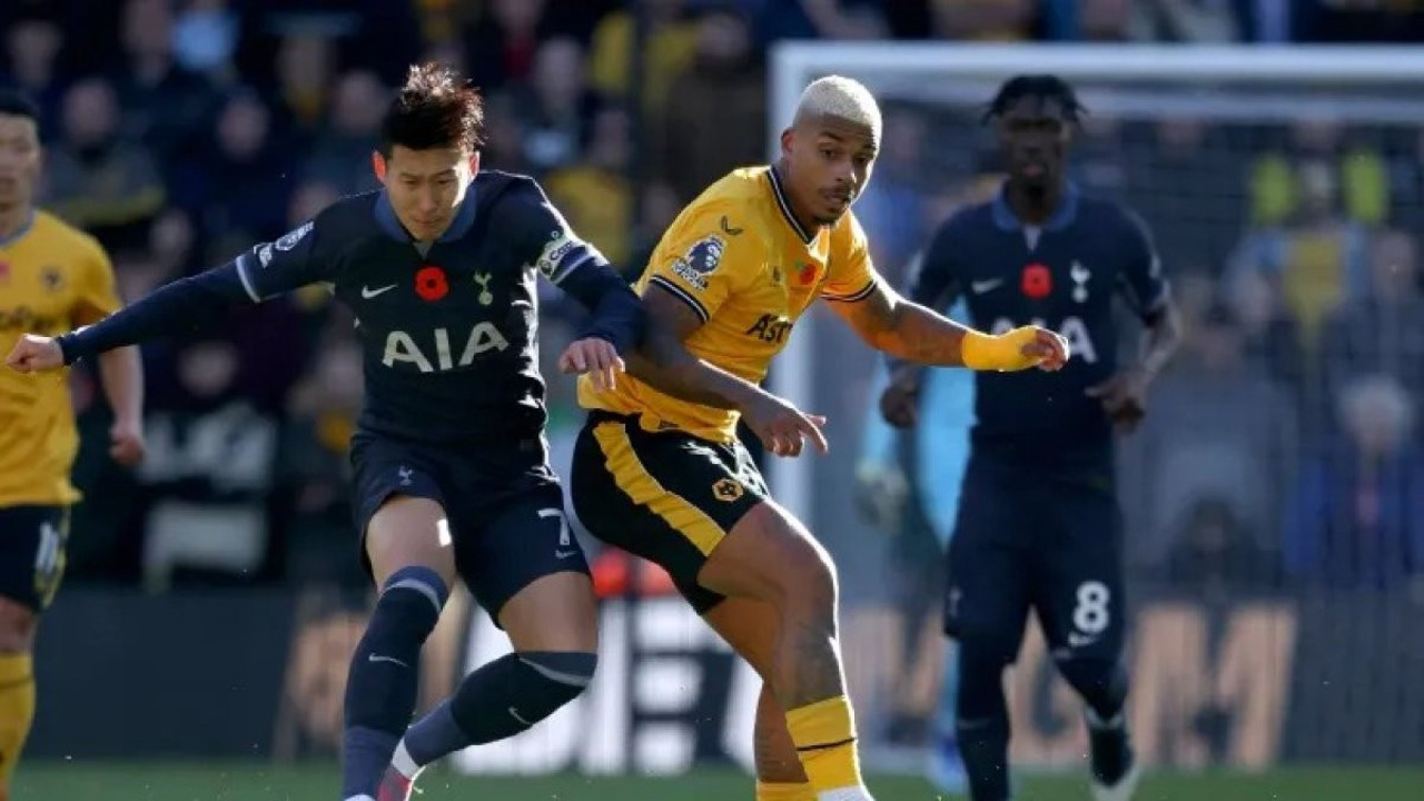 Galatasaray'ın eski yıldızı Tottenham'ı yıktı