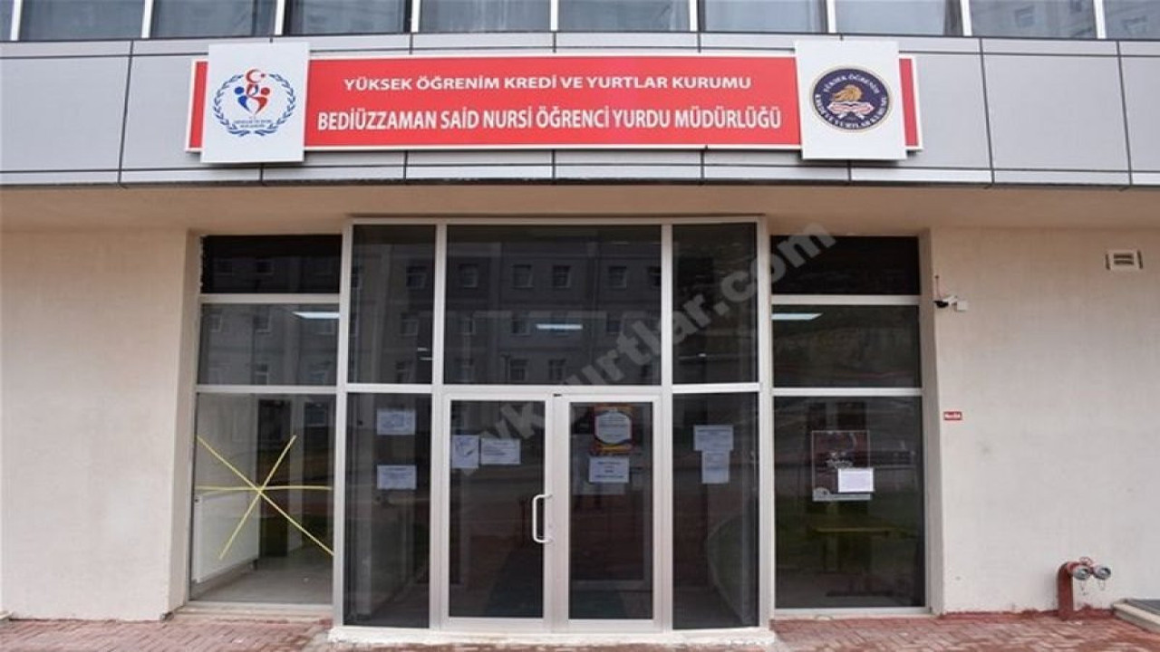 KYK skandallarının ardı arkası kesilmiyor. 40 öğrenci hastanelik oldu