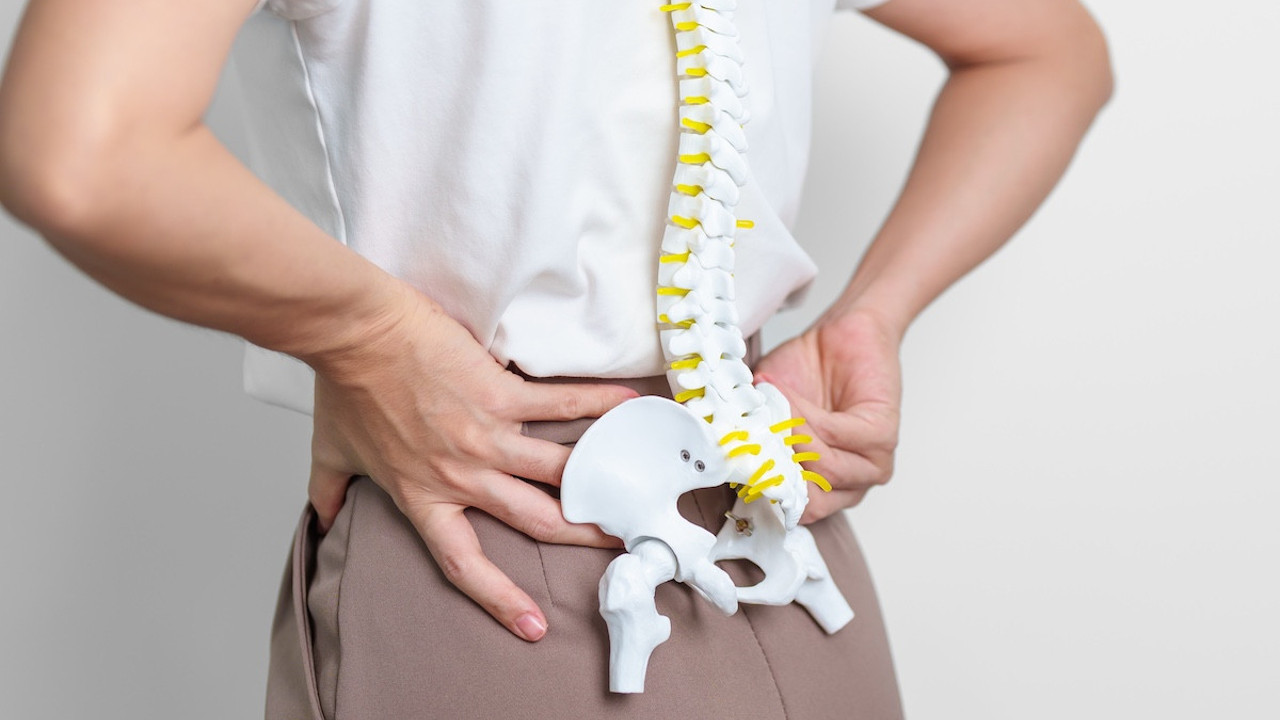 Prof. Dr. Ali Dalgıç: “Omurga tümörleri ciddi problemlere neden olabiliyor”