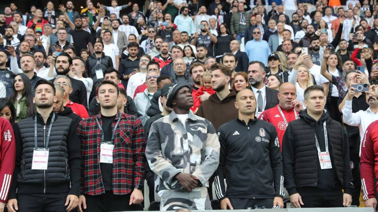 Rıza Çalımbay'dan Aboubakar açıklaması. 'Ayağım ağrıyor' demiş