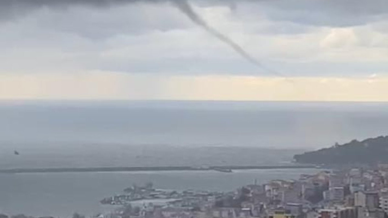 Zonguldak'ta denizde hortum oluştu (16 Kasım 2023)