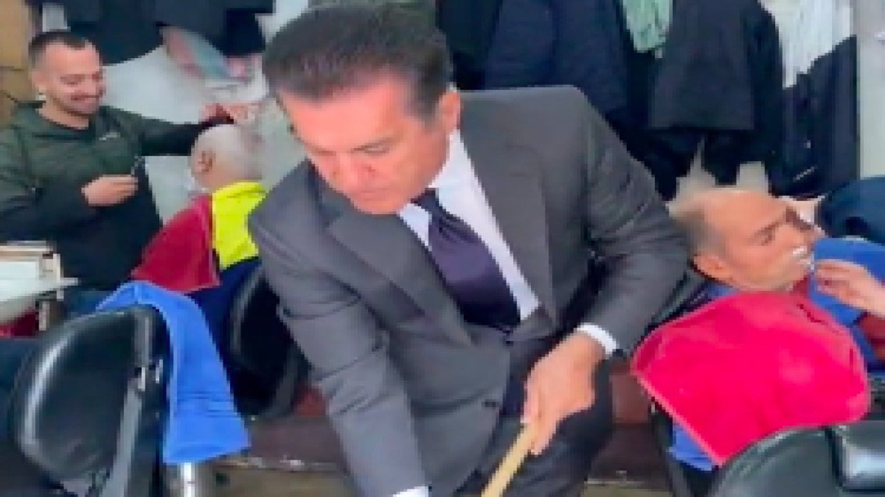 Mustafa Sarıgül bu sefer de berberde yerleri süpürdü