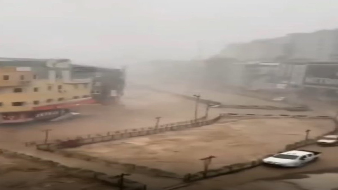 Sel suları koca şehri böyle yuttu. Felaketin yeni görüntüleri ortaya çıktı