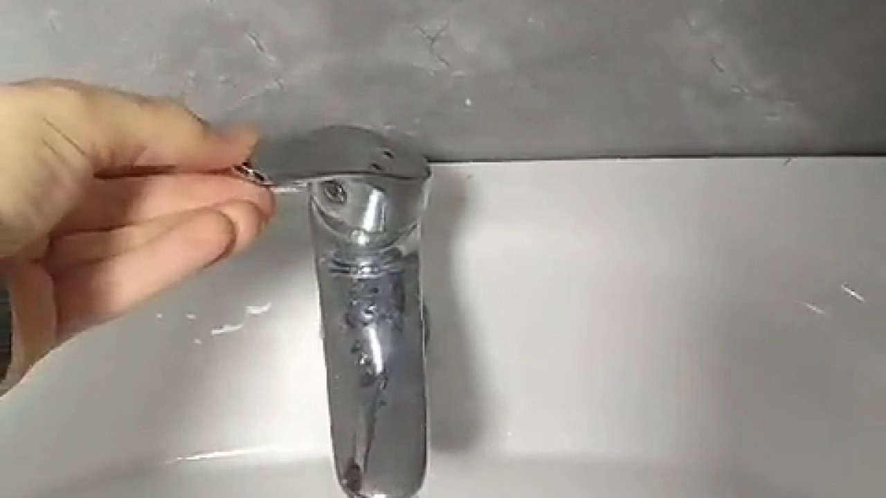 KYK’daki skandalların ardı arkası kesilmiyor. Skandalın adresi bu kez İzmir