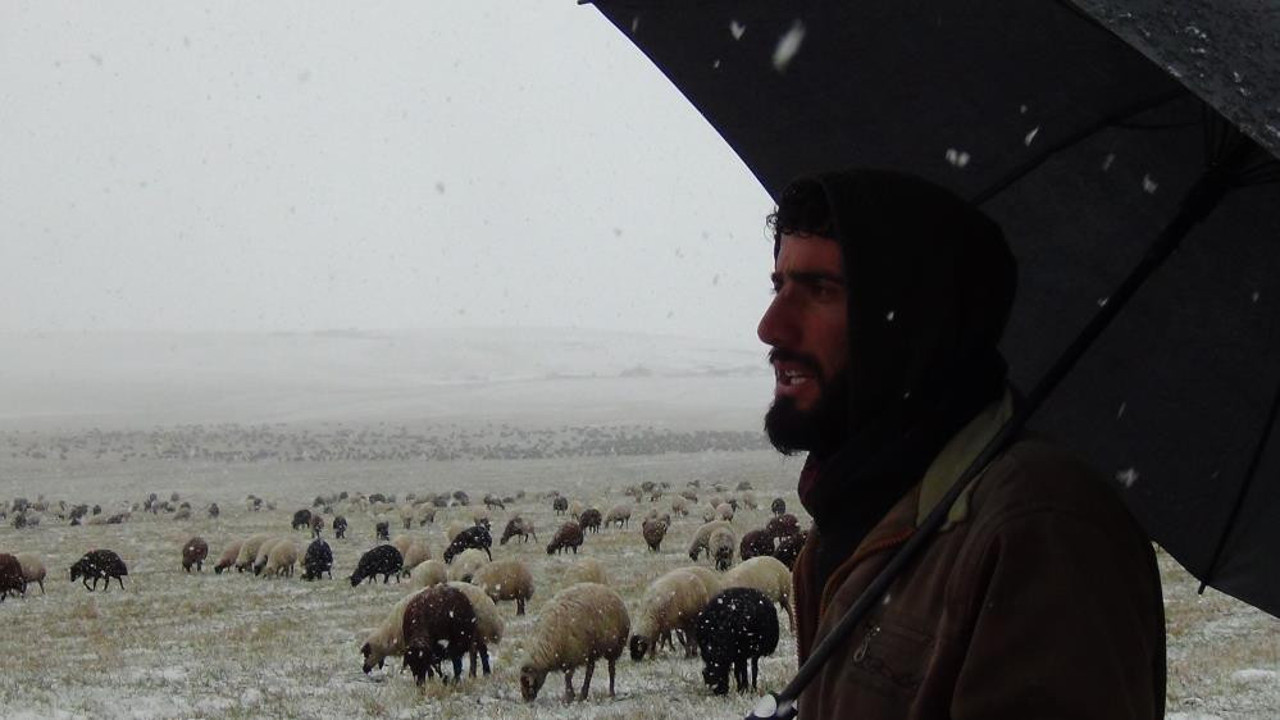 Kars’ta göçerlerin zorlu yolculuğu başladı