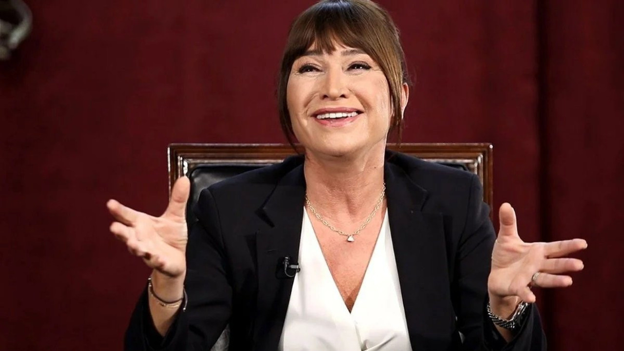 Demet Akbağ'ın internet anısı güldürdü