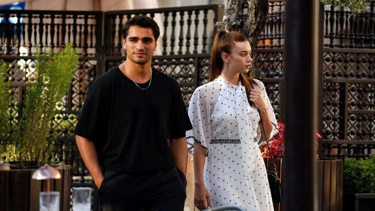 Yalı Çapkını'nın Ferit'i ve Seyran'ı aslında bakın kim olacakmış. Hikayeyi beğenmeyip reddetmiş