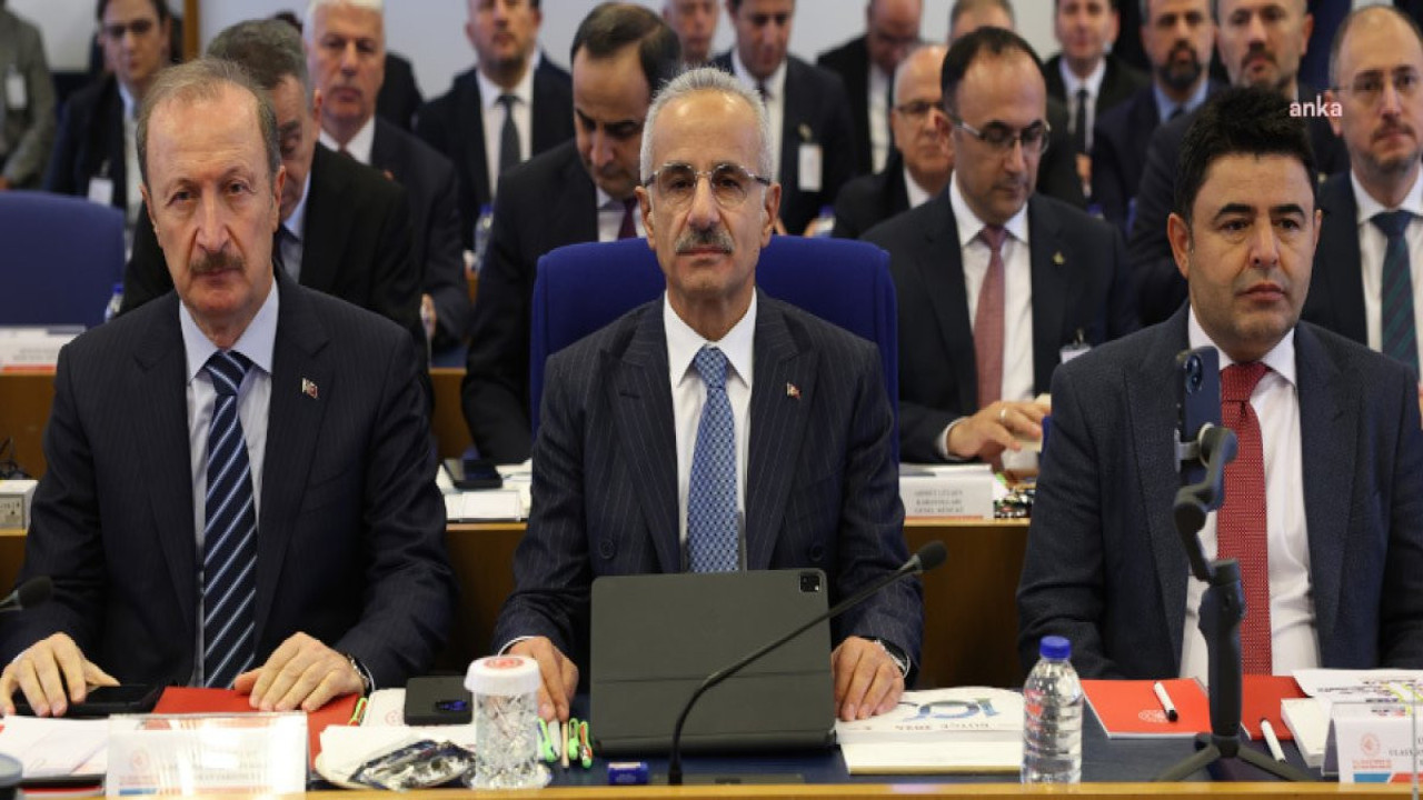 Bakan Uraloğlu'ndan ‘paralı yol’ eleştirilerine yanıt: Parası olan otoyoldan gider...