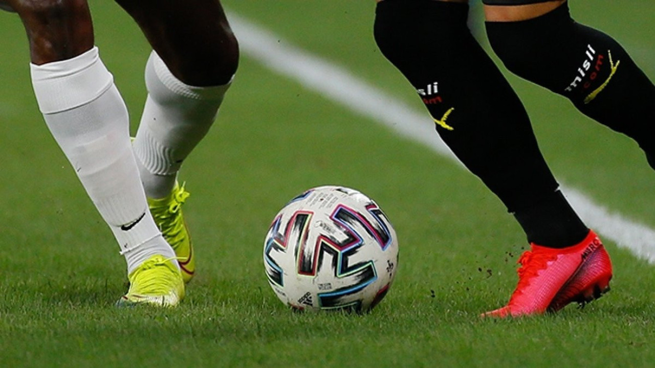 Yasa dışı bahis operasyonunda düğmeye basıldı. 2 futbolcu gözaltında