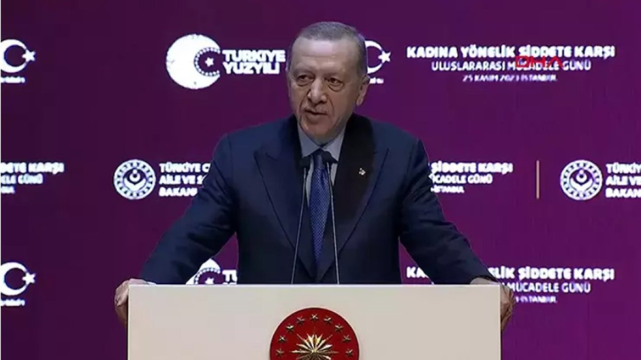 Erdoğan: Bu ülkede eli öpülecek kadın aranıyorsa şehit anneleridir