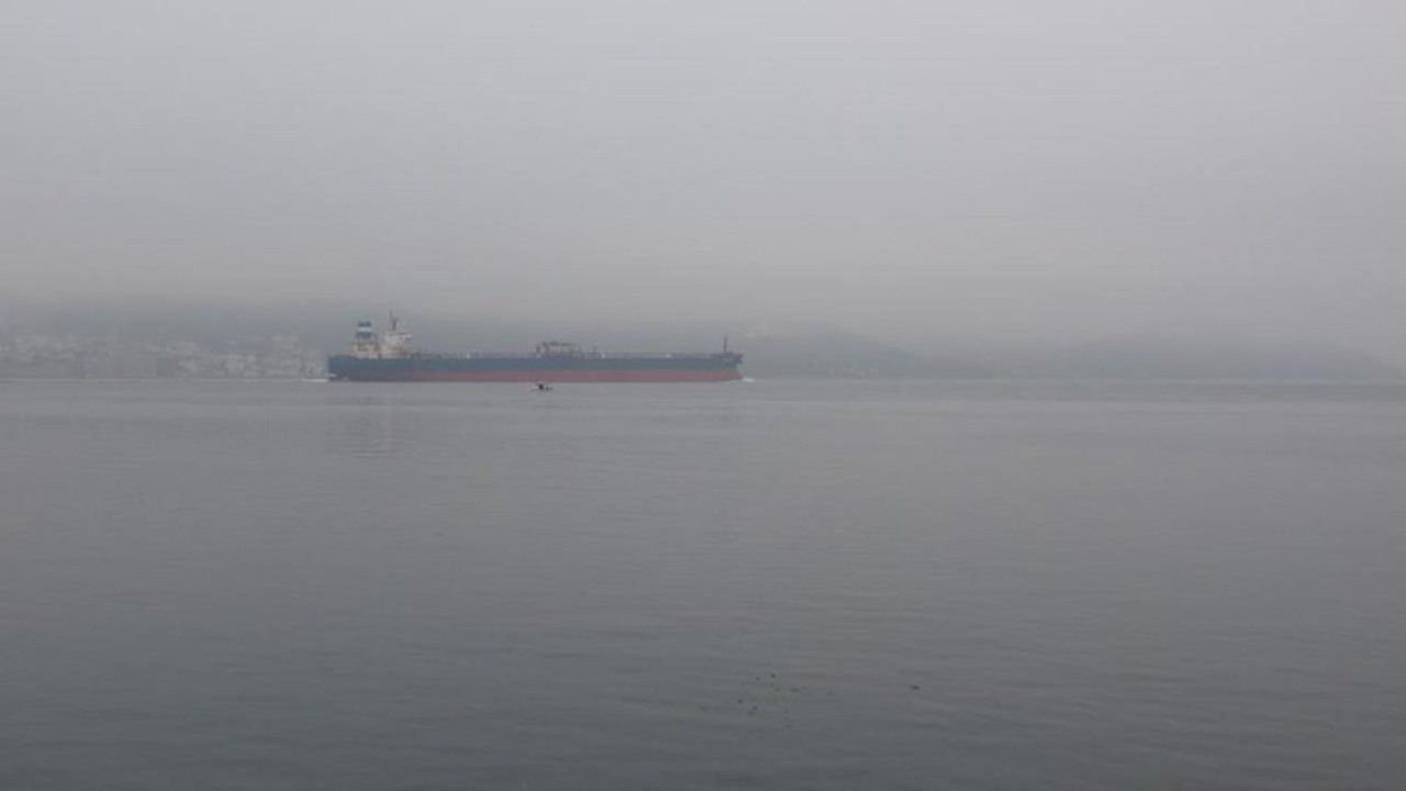 Çanakkale Boğazı gemi trafiğine kapatıldı (25 Kasım 2023)