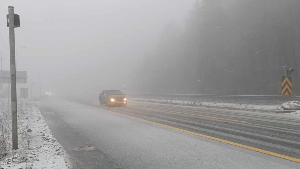 Bolu Dağı'nda kar yağışı başladı (26 Kasım 2023)