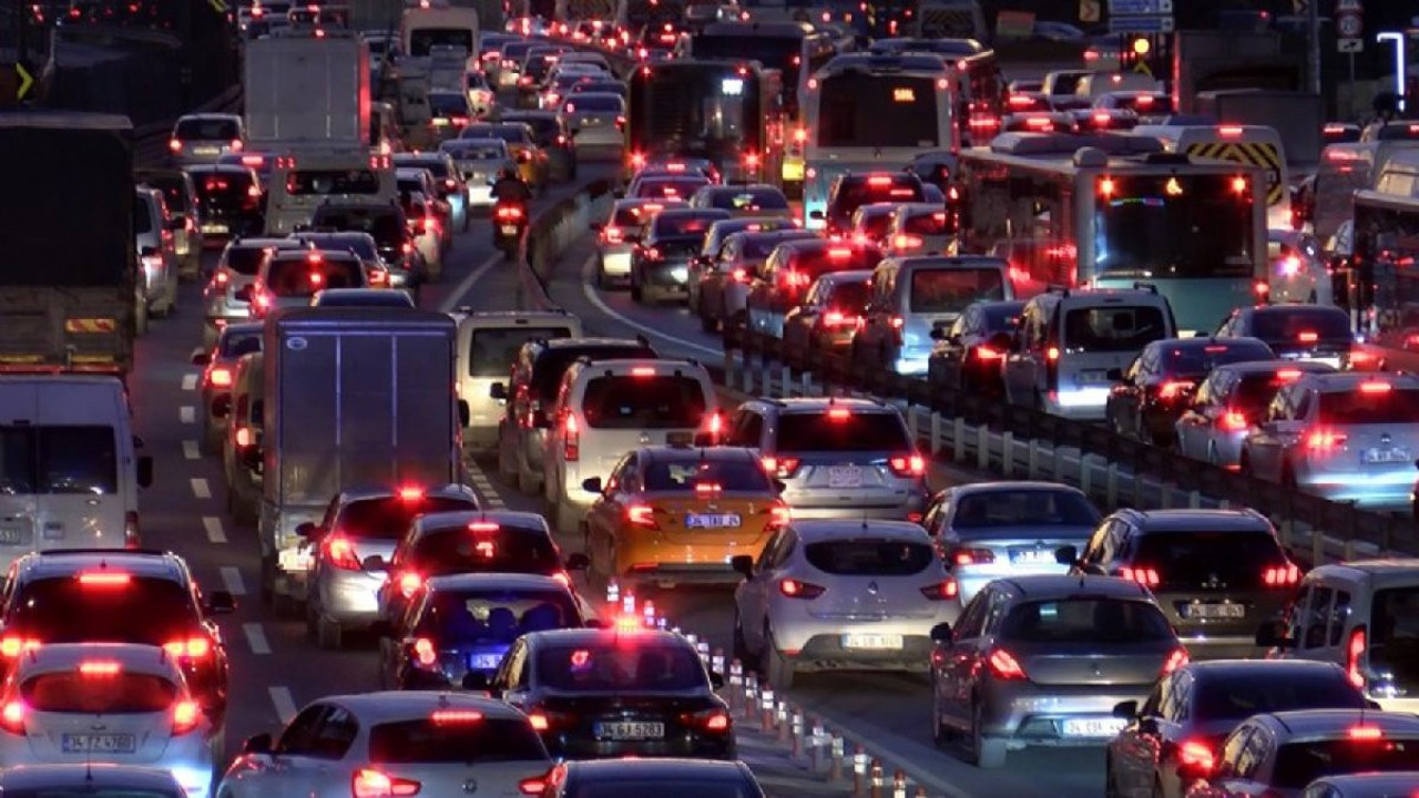 İstanbul'da trafik çilesinin nedeni ortaya çıktı