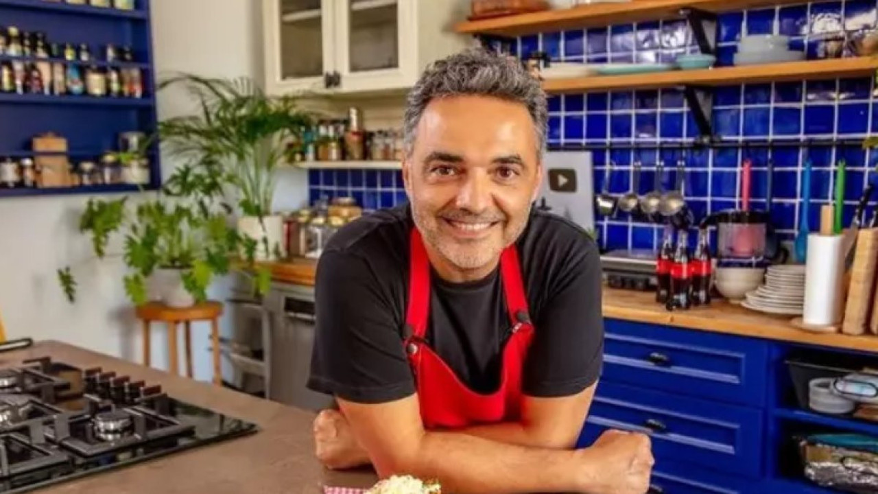 Ünlü şef rezervasyon dolandırıcılarının kurbanı oldu. Gelen mesaj şoke etti