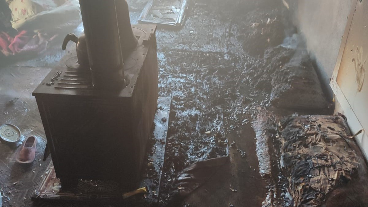 Mardin'de benzin dökülen soba patladı: Anne feci şekilde can verdi, iki çocuğu yaralandı