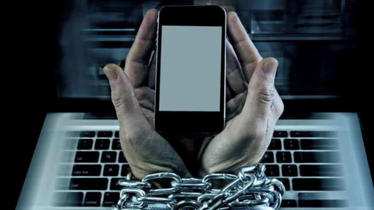 Dijital bağımlılık bedensel ve ruhsal hastalıkları tetikliyor