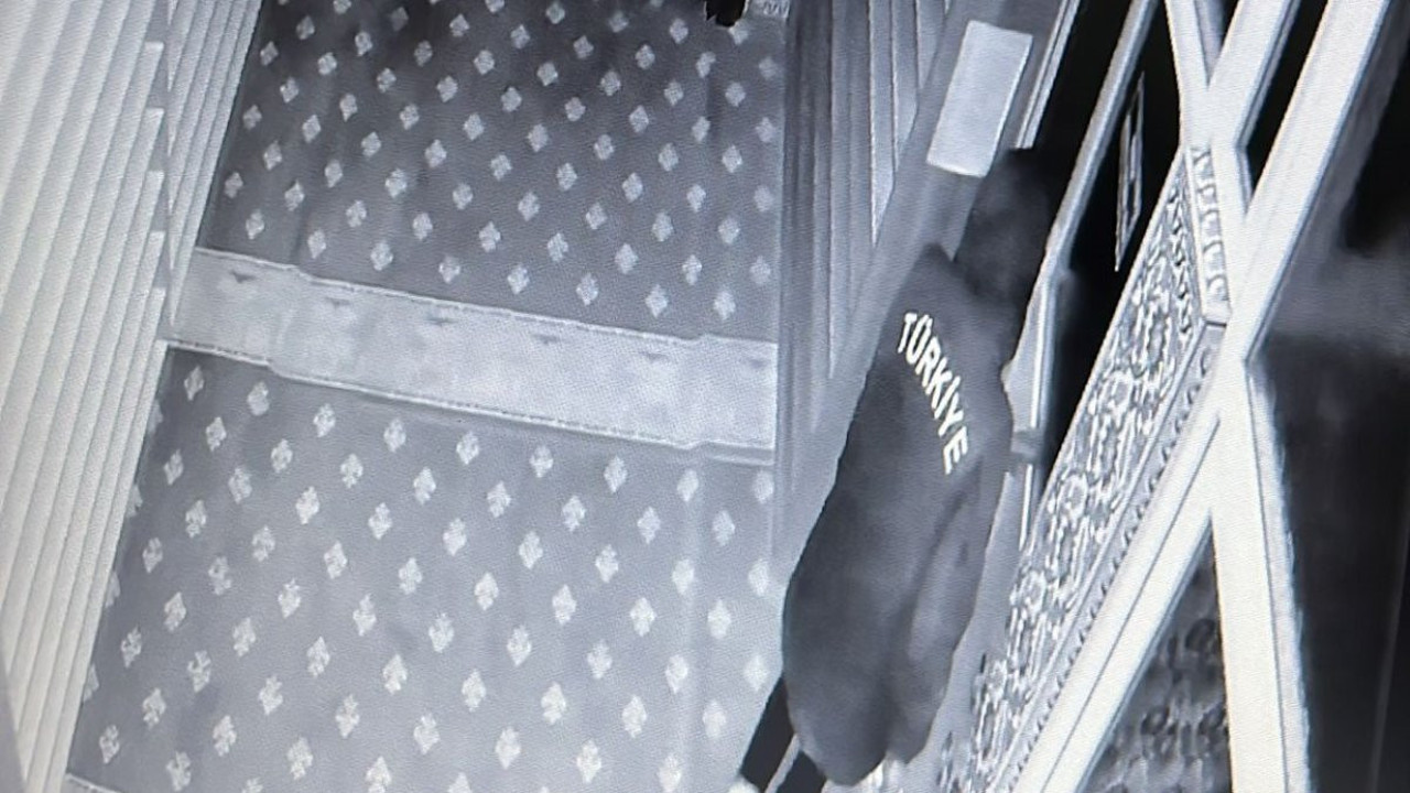 Camilerden yardım kutusu çalan hırsız yakalandı