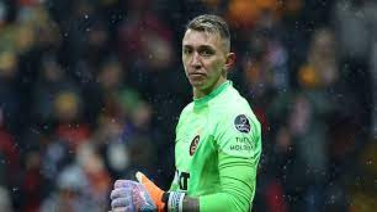 Muslera'dan Galatasaray'a kötü haber
