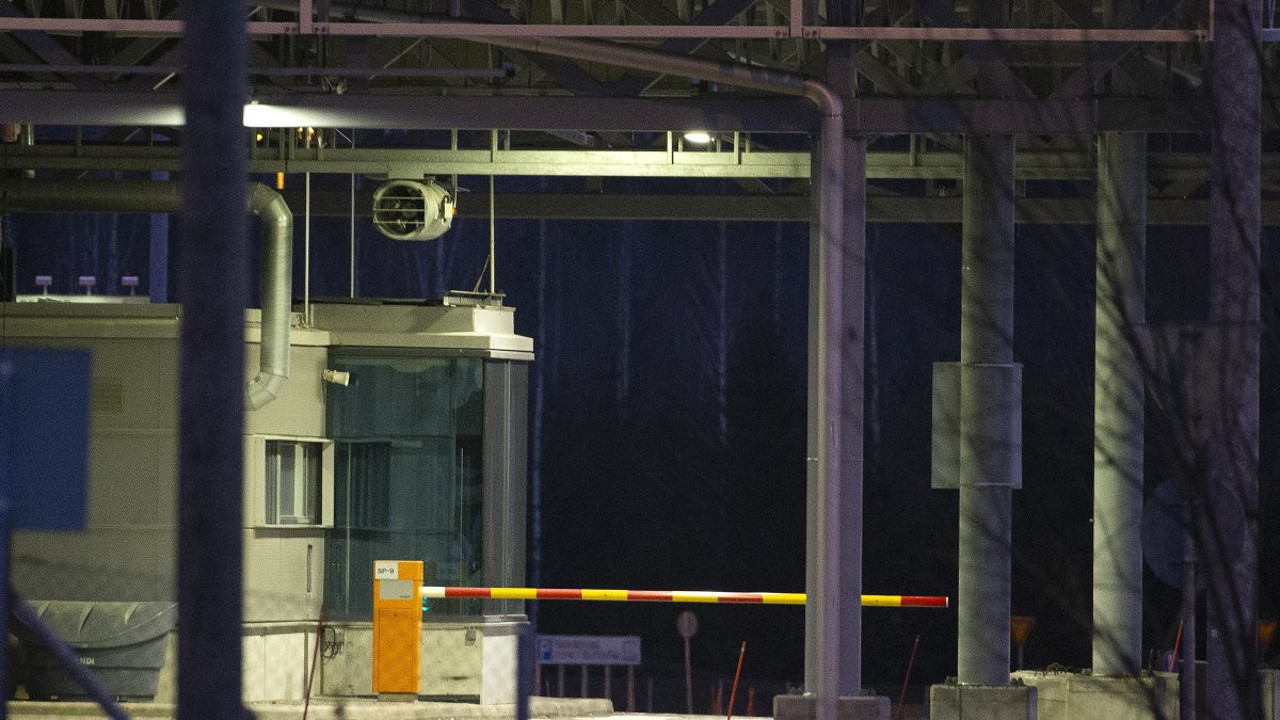 Finlandiya Rusya ile olan sınır kapılarını yeniden açacak