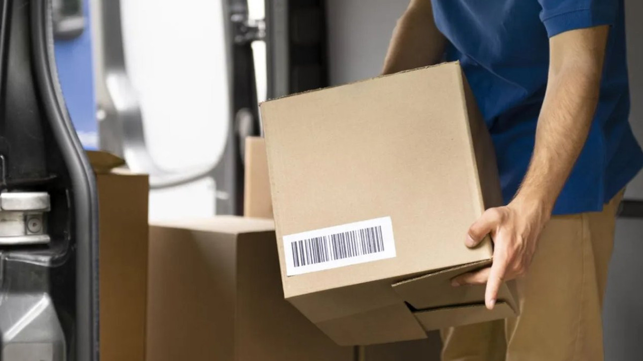 Yarım asırlık kargo devi iflas etti. Kimse tahmin bile etmiyordu