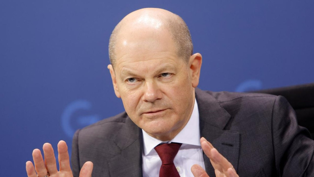 Almanya Başbakanı Scholz korona virüse yakalandı