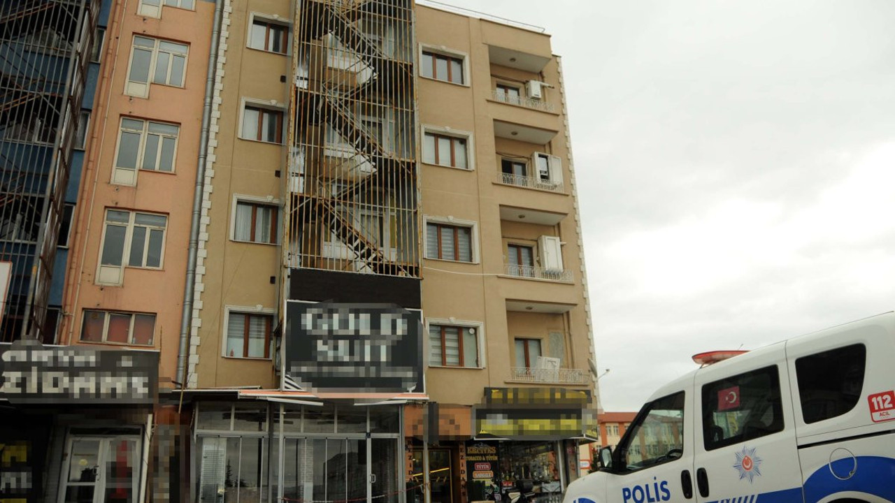 Kayseri'deki dairesinde ölü bulundu