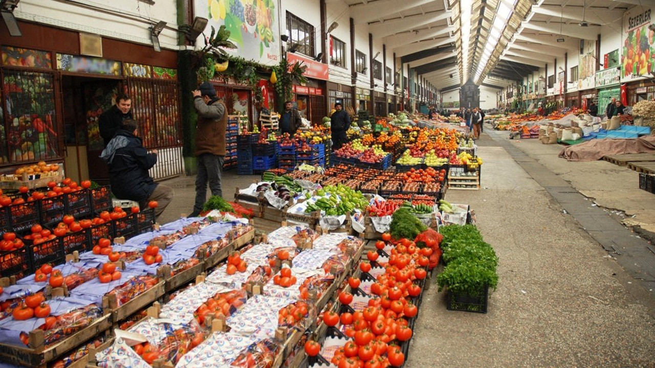 Meyve sebze fiyatlarındaki artışın faturası halcilere kesildi