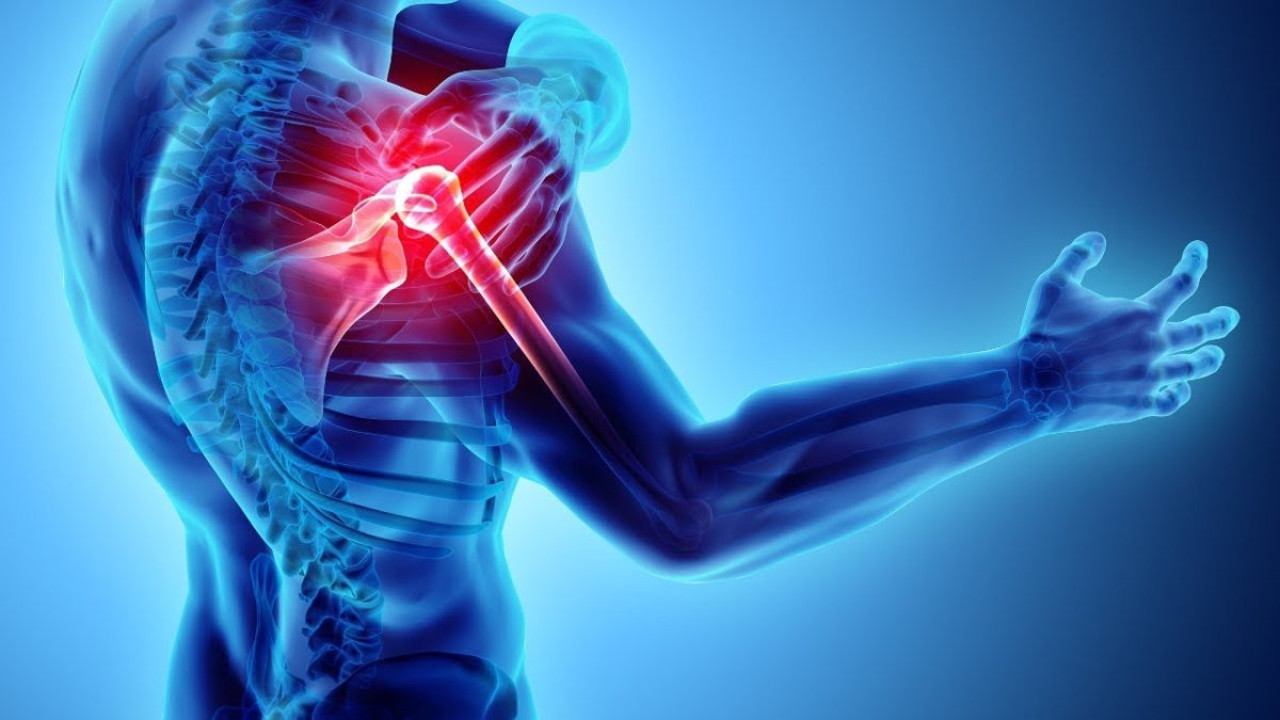 Ağır çanta Donuk omuz sendromu yapıyor