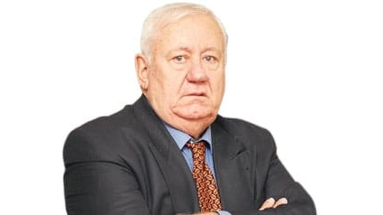 Ünlü spor yazarı Talay Erker hayatını kaybetti