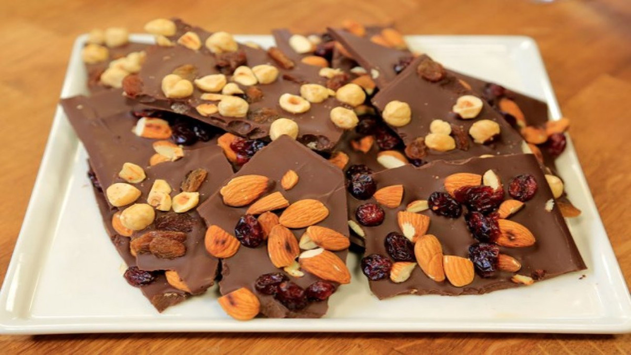 Yılbaşı çikolatası nasıl yapılır? Yılbaşı çikolatası tarifi için malzemeler neler?