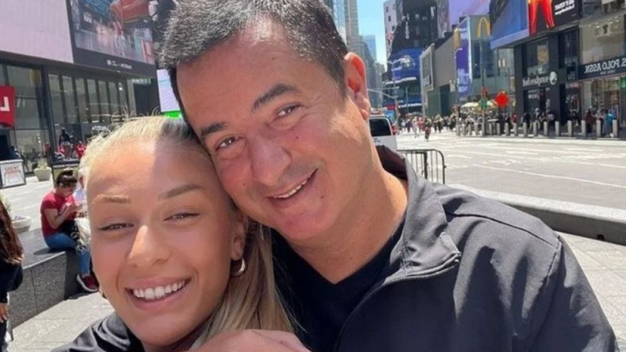 Acun Ilıcalı genç sevgilisiyle yeni fotoğrafını paylaştı