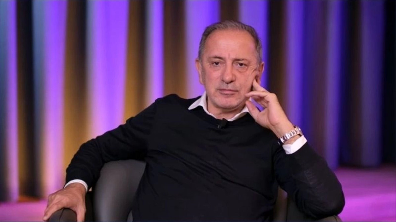 Fatih Altaylı hilafetçiye yumruk atanı savunduğu gerekçesiyle hakkında iki ayrı soruşturma açıldı