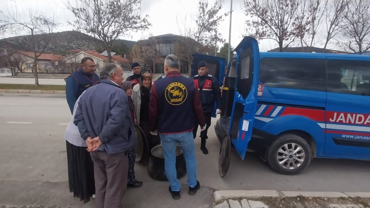 25 bin liralık tencere çalan 2 hırsız yakalandı