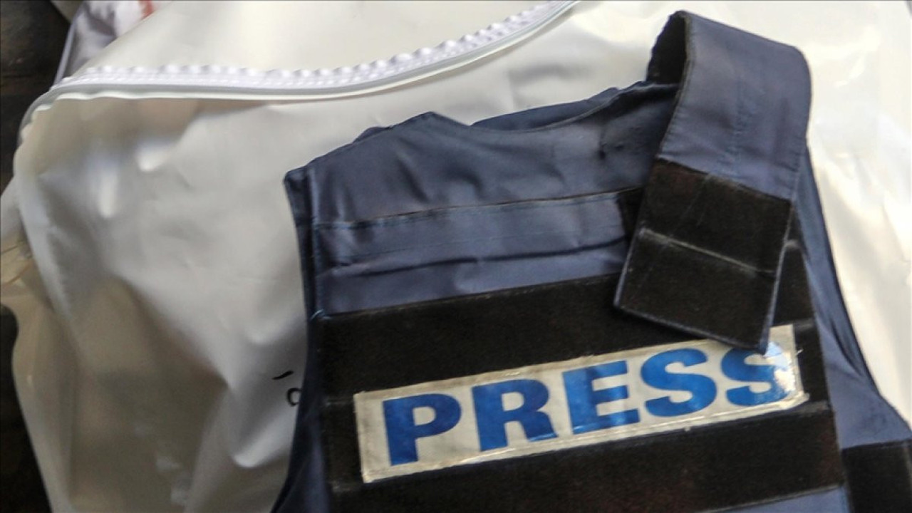 İsrail Gazze’de bir gazeteci daha öldürüldü. Sayı 107’ye çıktı