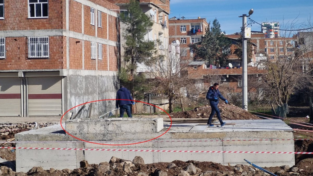 Dört metrelik su deposunun zeminine çakıldı