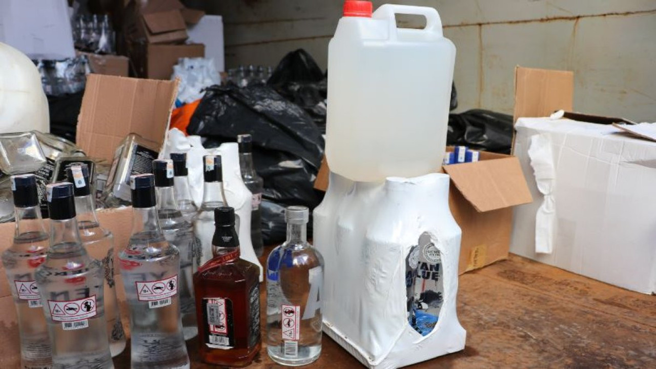 20 litre kaçak alkol ele geçirildi
