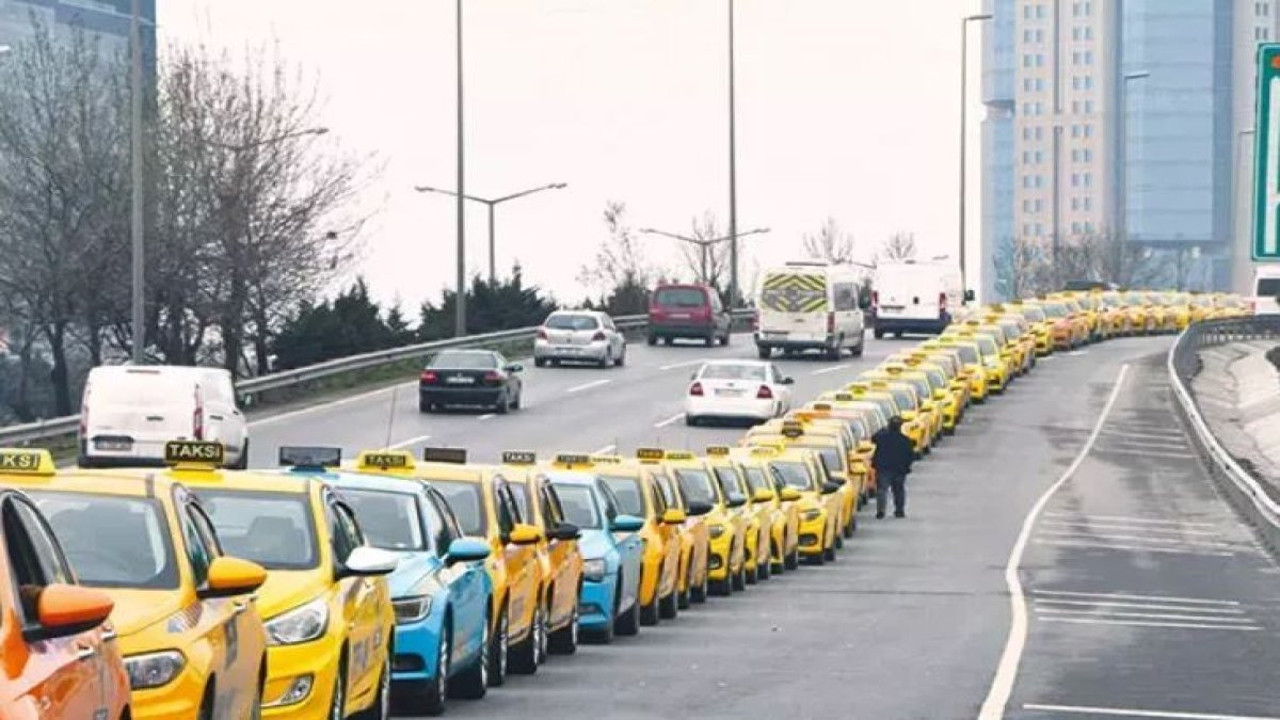 Taksilerde zamlı tarife uygulanmaya başlandı